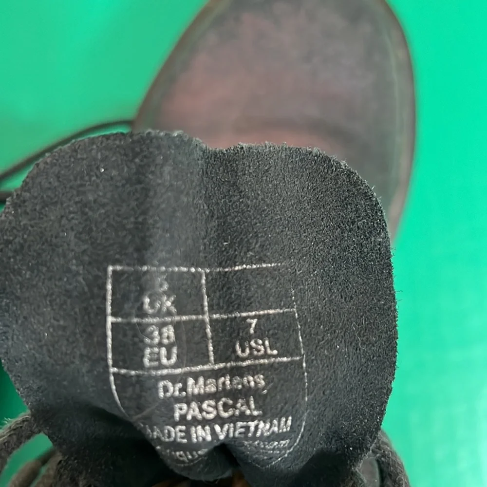 DM Dr Martens Pascal Black Irridescent  Leather Boots 7 US Ladies - Picture 5 of 5